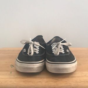 Black vans shoe